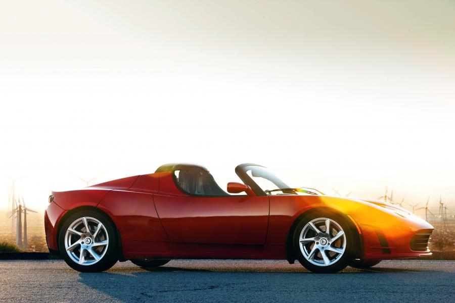  Tesla Roadster 2010 года  (фото 2 из 9)